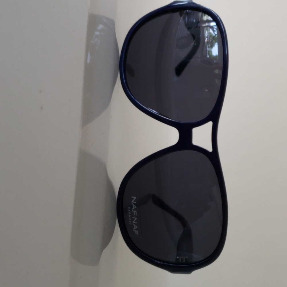 Sunglass